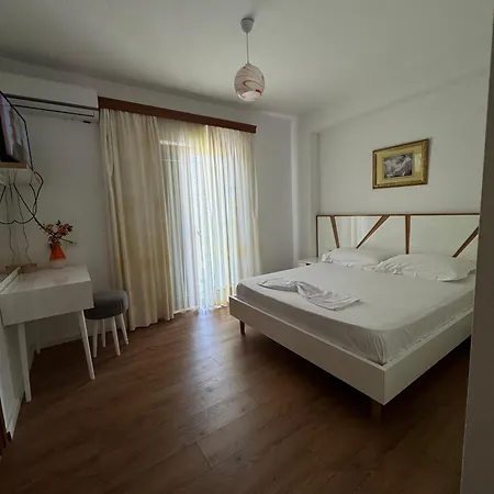 Anila's * Sarande